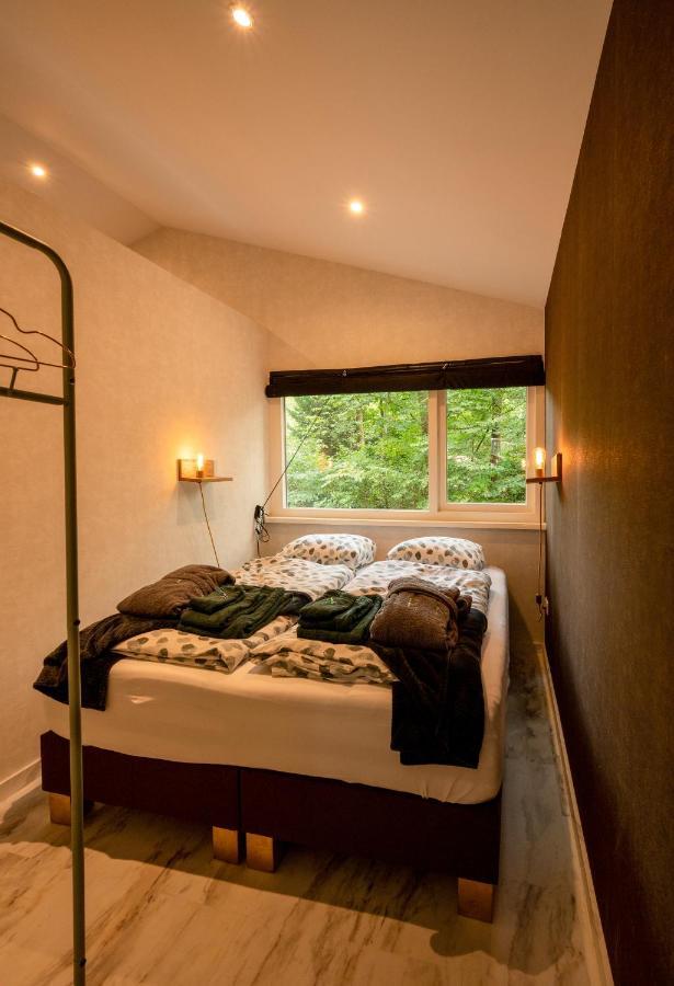 Zen-Bungalow No 4 Met Sauna En Hottub Rheezerveen Luaran gambar